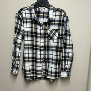 Women's UG Apparel Plaid Button-down long sleeve Shirt Size Small